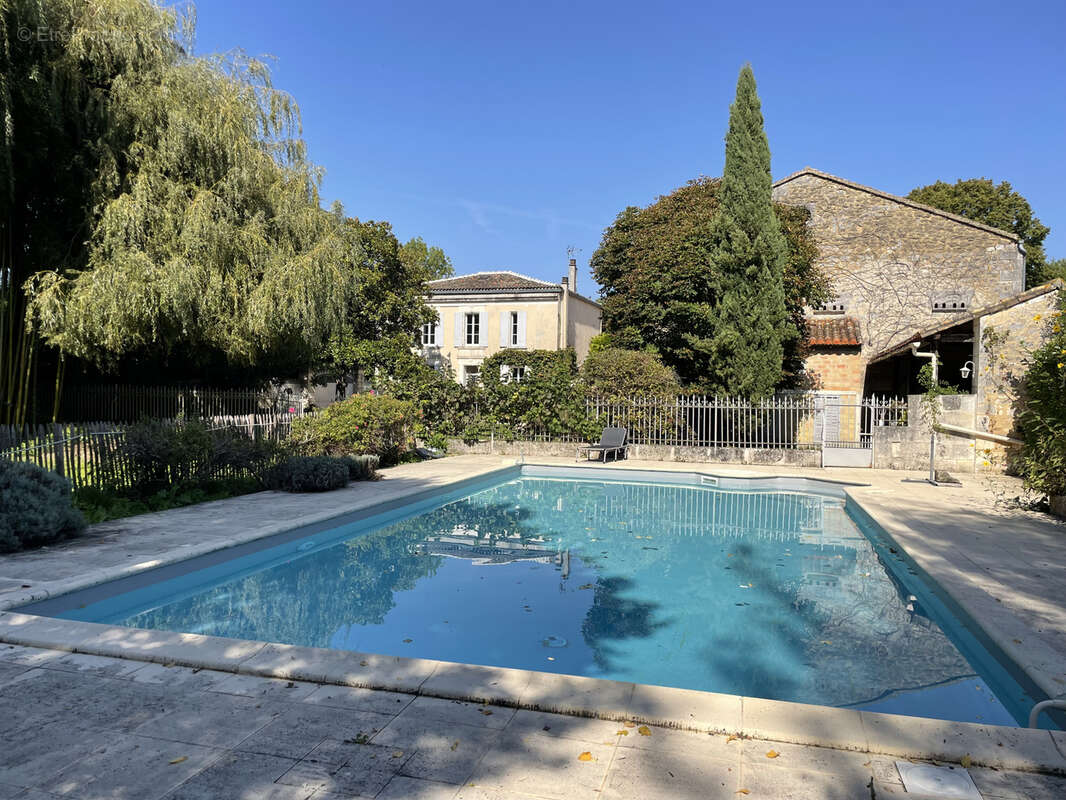 Maison à TOUVRE
