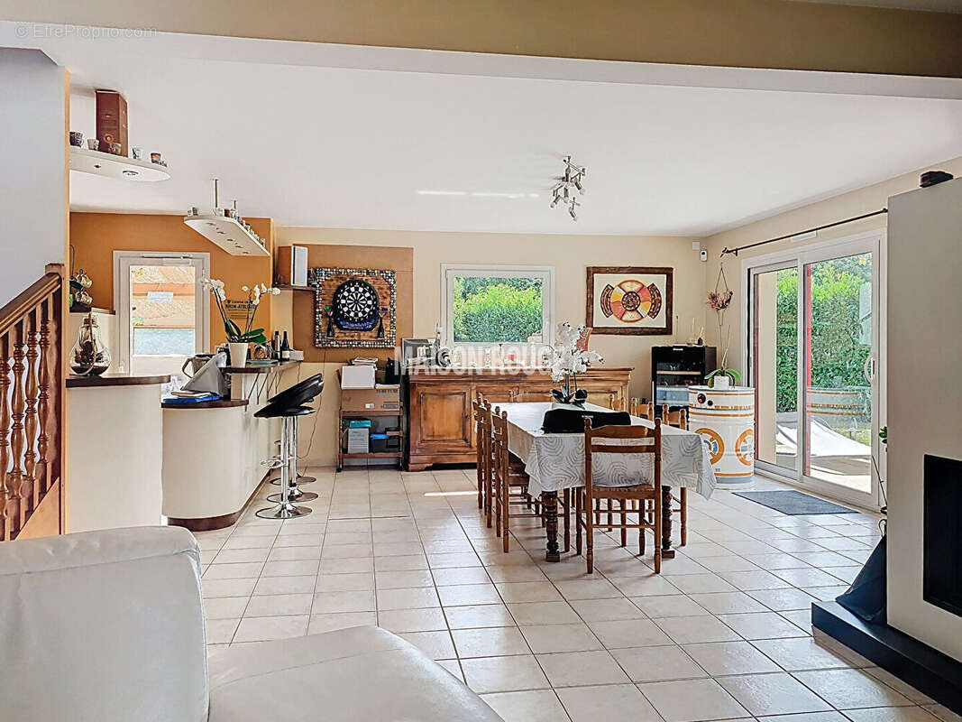 Maison à LONGAULNAY