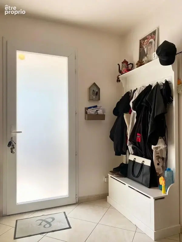 Maison 61 m² à Saint-Just-Luzac  - photo 8