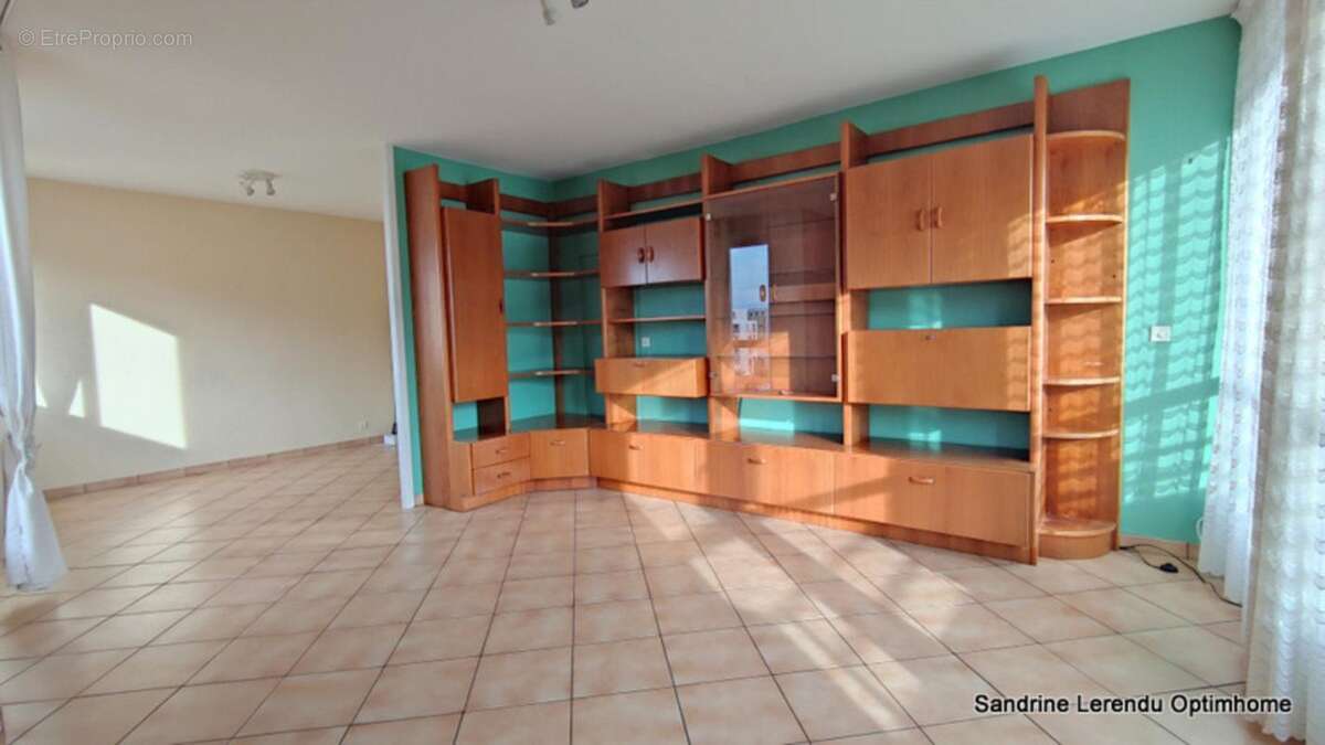 ROUEN RIVE GAUCHE – Appartement lumineux avec balcon, parking et ascenseur, résidence sécurisée Vue avec Panorama - photo 5