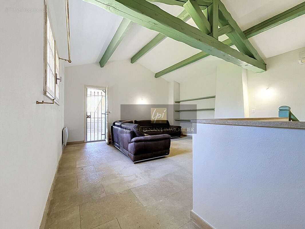 Maison carpentras  200 m2 avec piscine sur terrain de 22 444 m² - photo 9