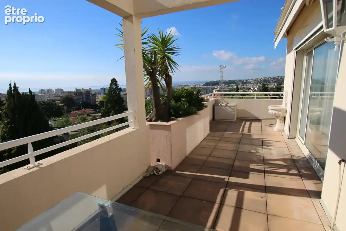 Nice ouest dernier etage 500 000€ - photo 3