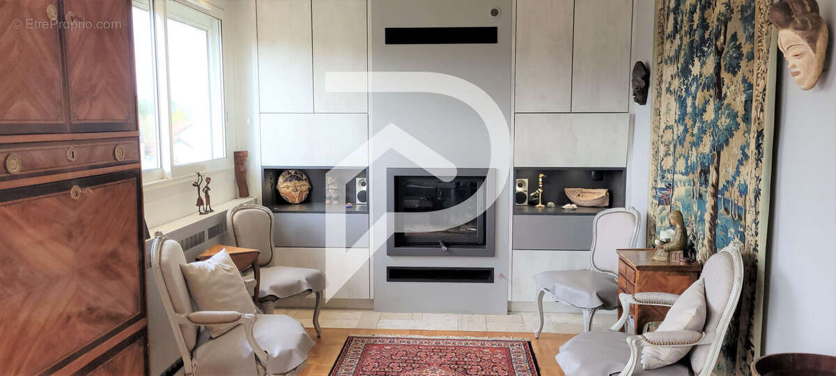 Maison à SAINT-REMY-LES-CHEVREUSE