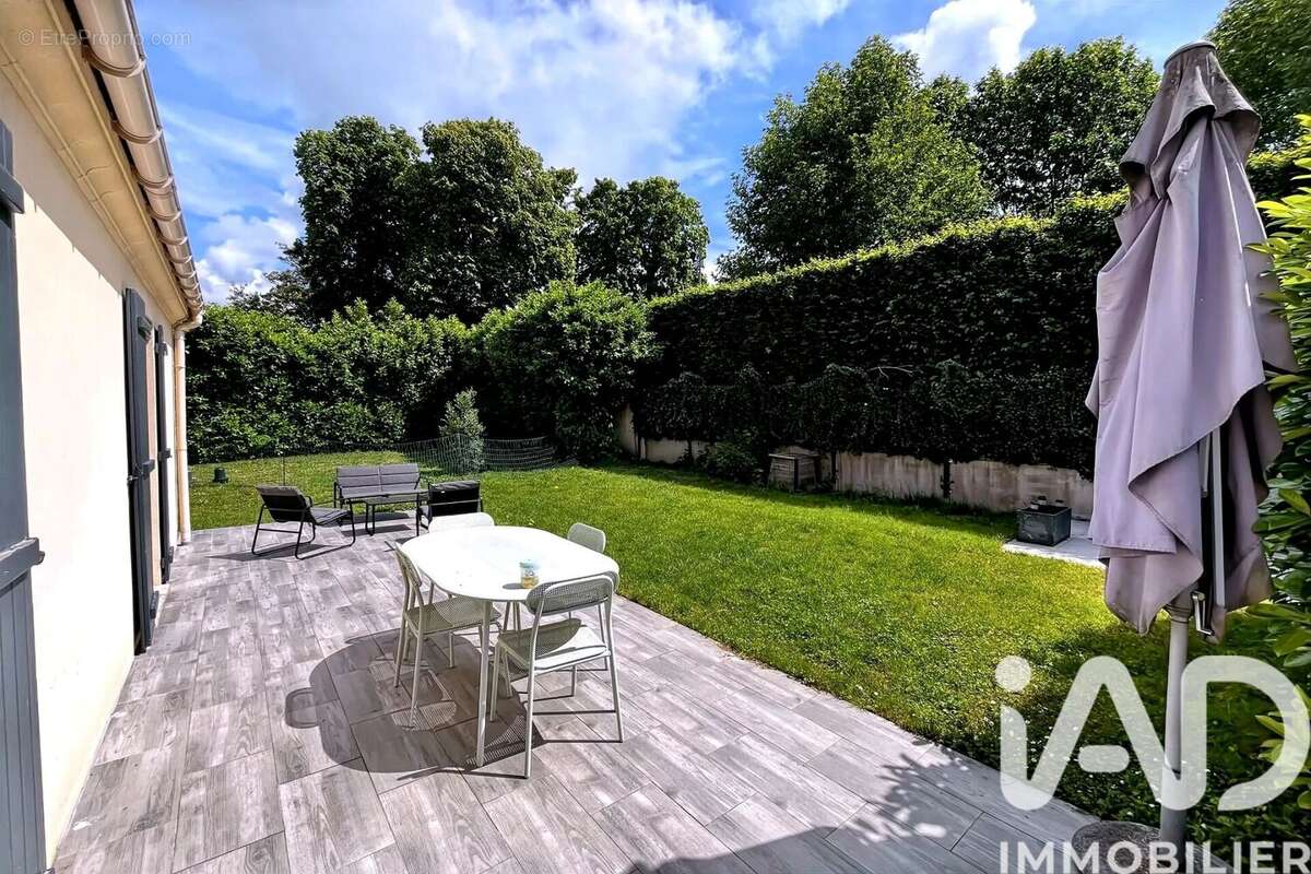 Photo 4 - Maison à SIVRY-COURTRY