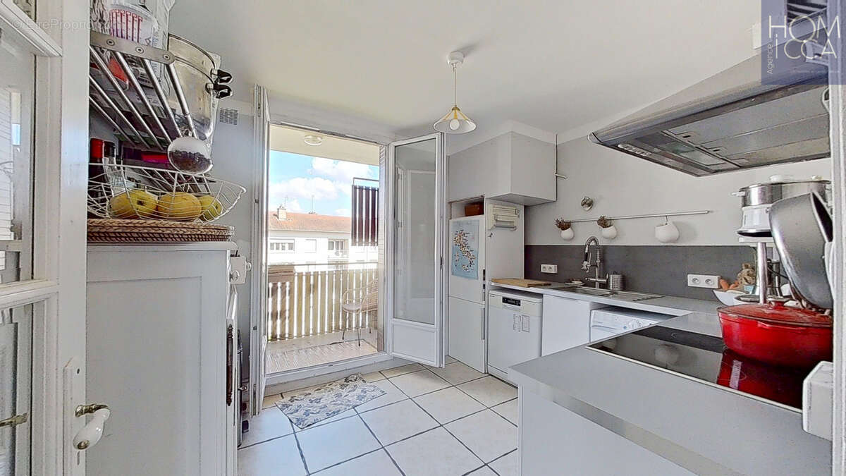 Appartement à CHAMPAGNE-AU-MONT-D'OR