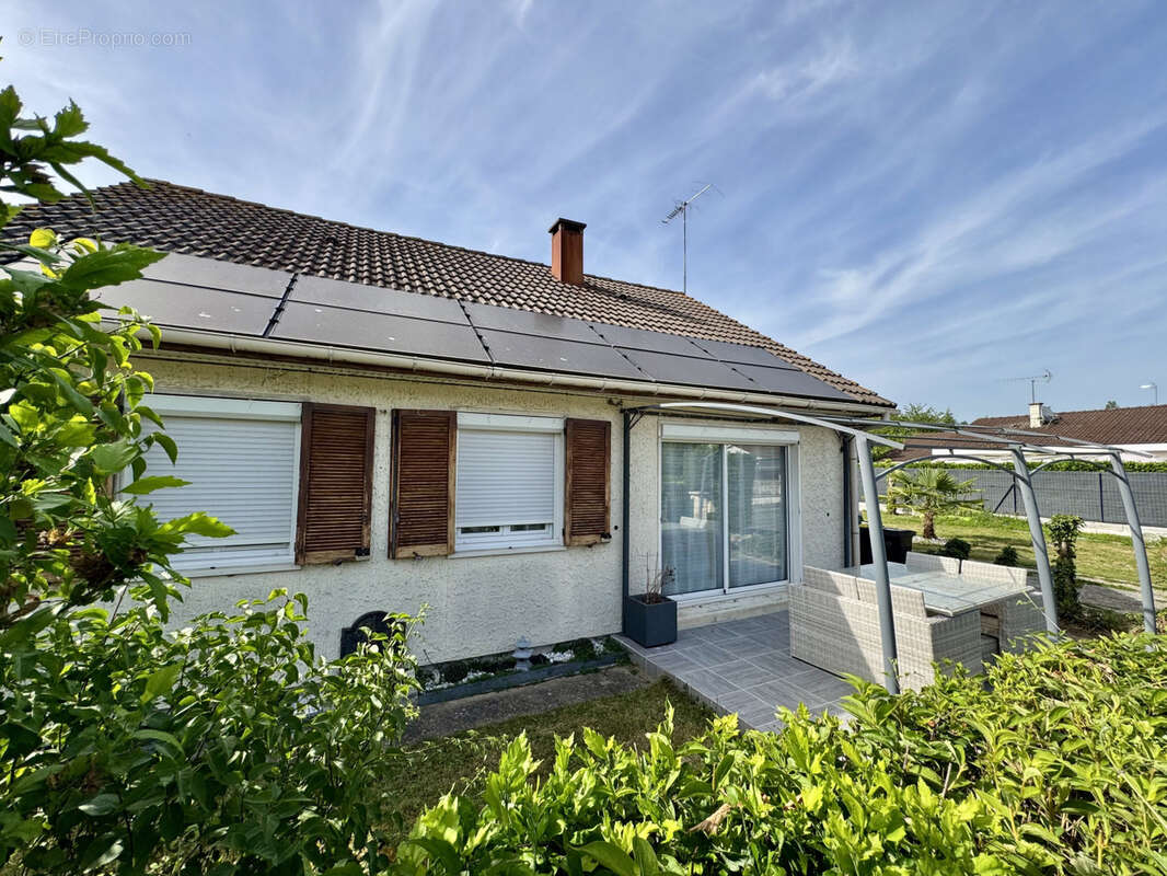 Maison à LE CHATELET-EN-BRIE