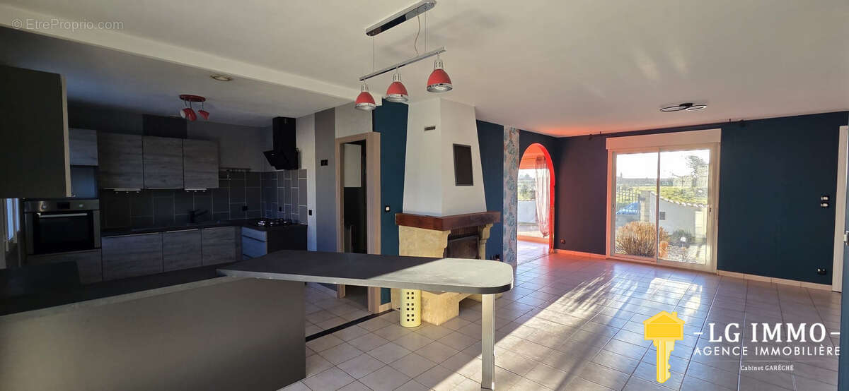 Maison à SAINT-FORT-SUR-GIRONDE