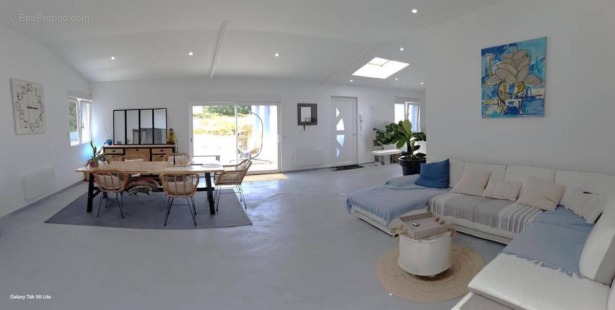 Maison à DOL-DE-BRETAGNE