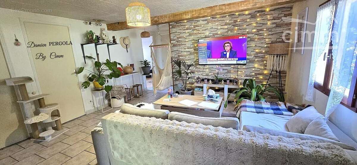 Appartement à LE BUGUE