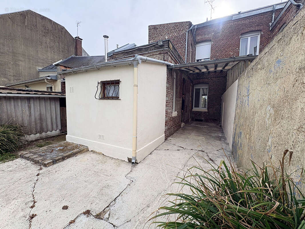 Maison à SAINT-QUENTIN