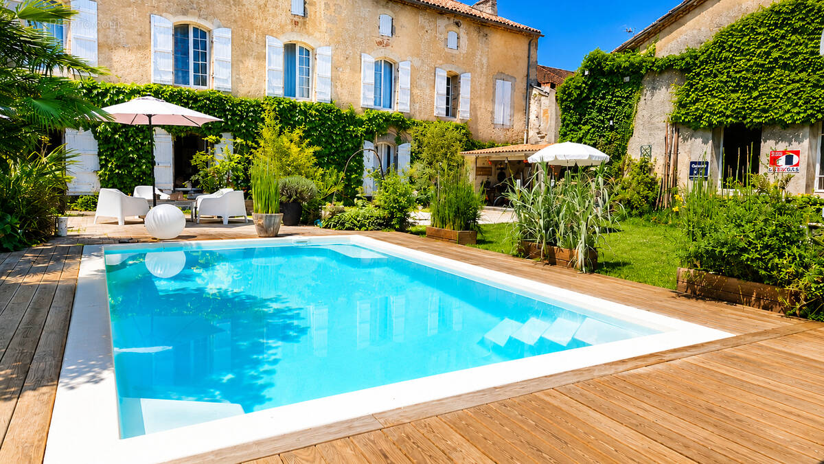 Maison à CASTELJALOUX