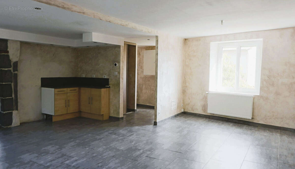 Maison à ENVAL
