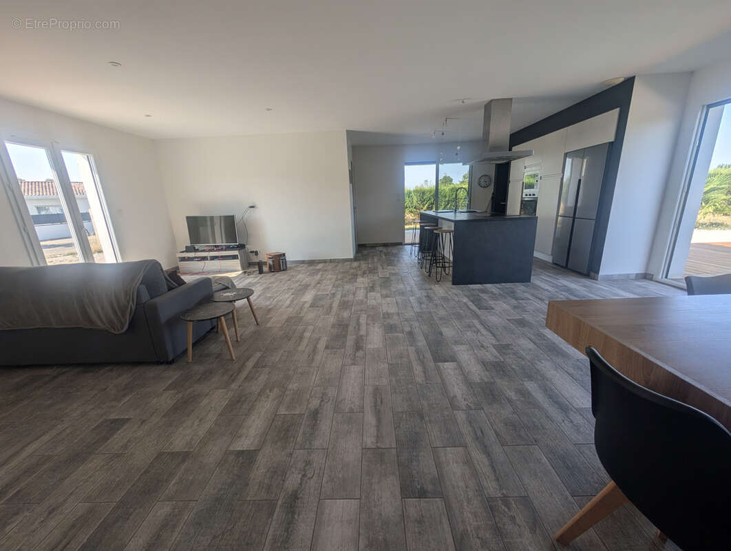 Maison type 4 avec piscine - photo 2