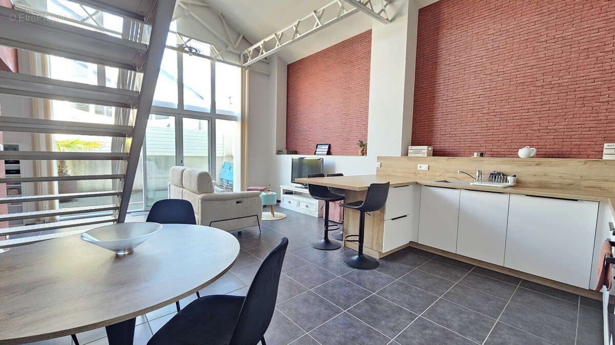 Maison à LES HERBIERS