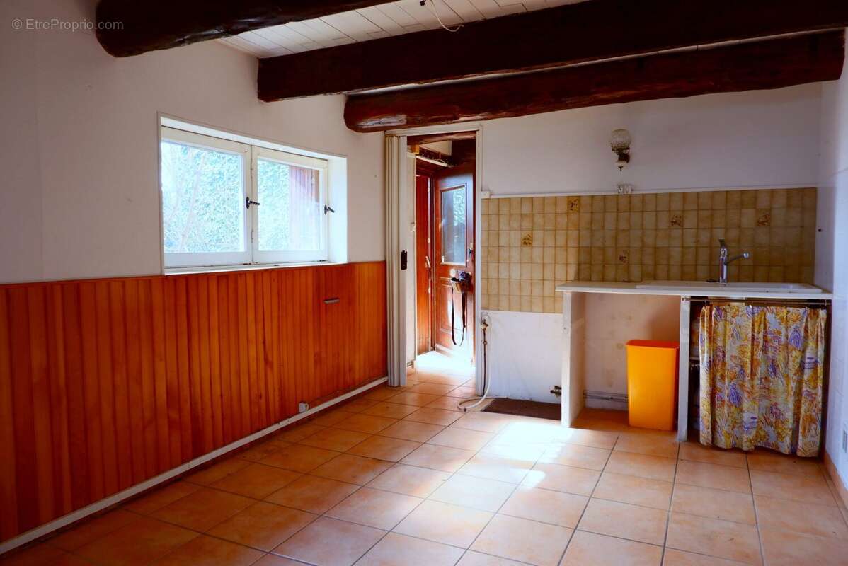 Maison 36 m² à Le Chambon-Sur-Lignon  - photo 4