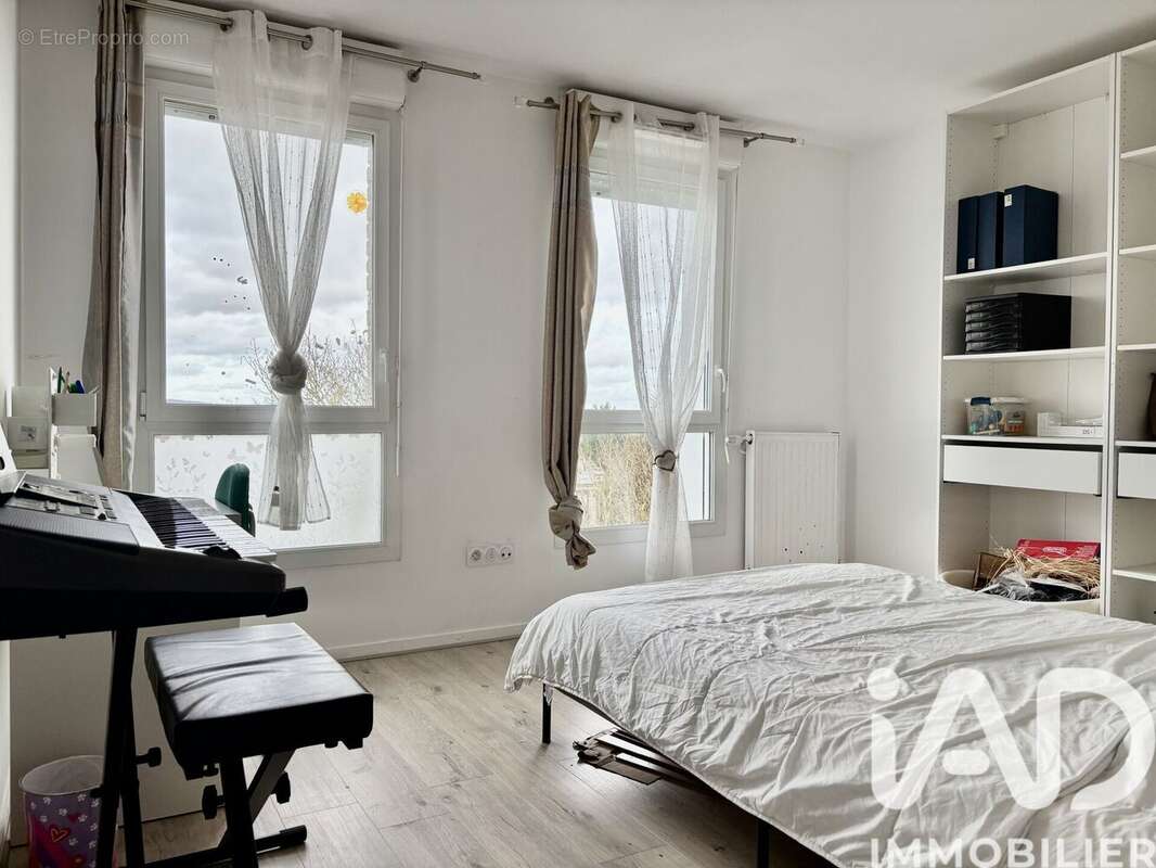 Photo 4 - Appartement à CERGY