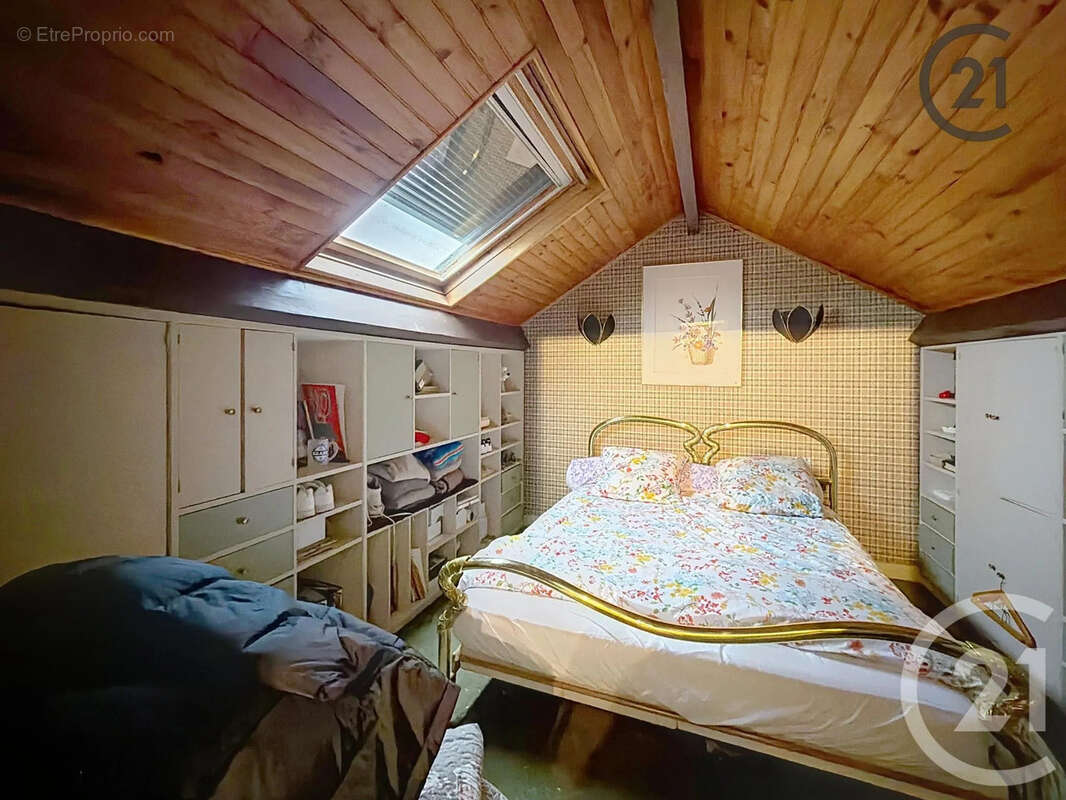 Maison à SAINTE-SAVINE