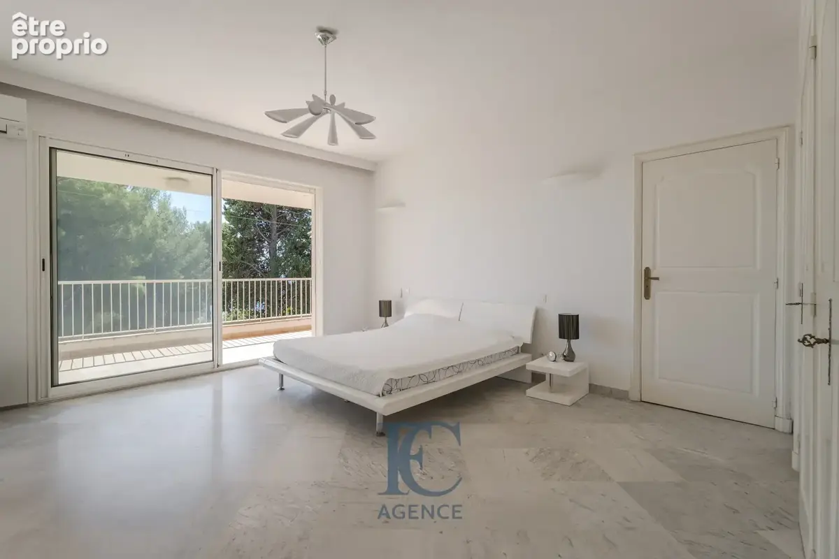 Appartement de 184 m2 vue mer - photo 4