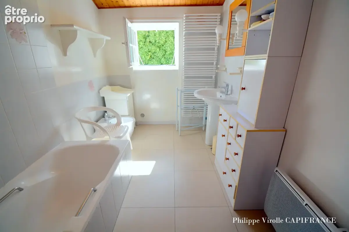 Maison à vendre 5 pièces 139m2 LE GRAND VILLAGE PLAGE (17) 550 000 € - photo 9
