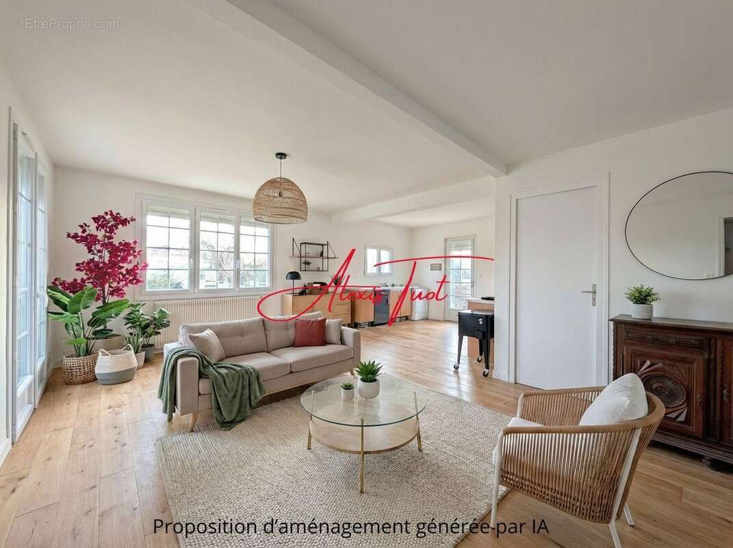Maison à AMBARES-ET-LAGRAVE