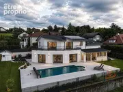 Maison à CHALLEX