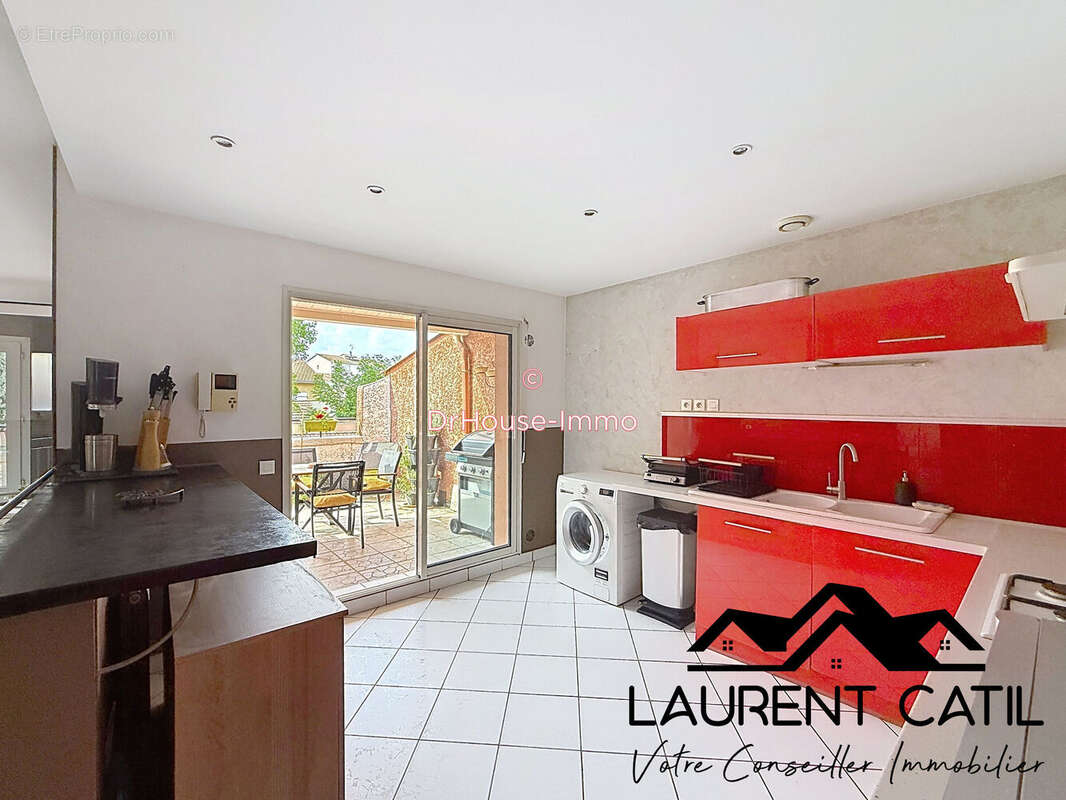 Maison 149 m² à Bourg-De-Peage  - photo 9