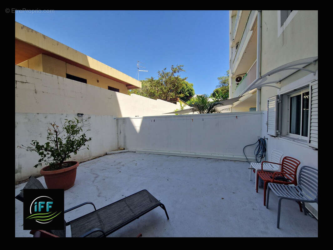 Appartement à SAINT-DENIS