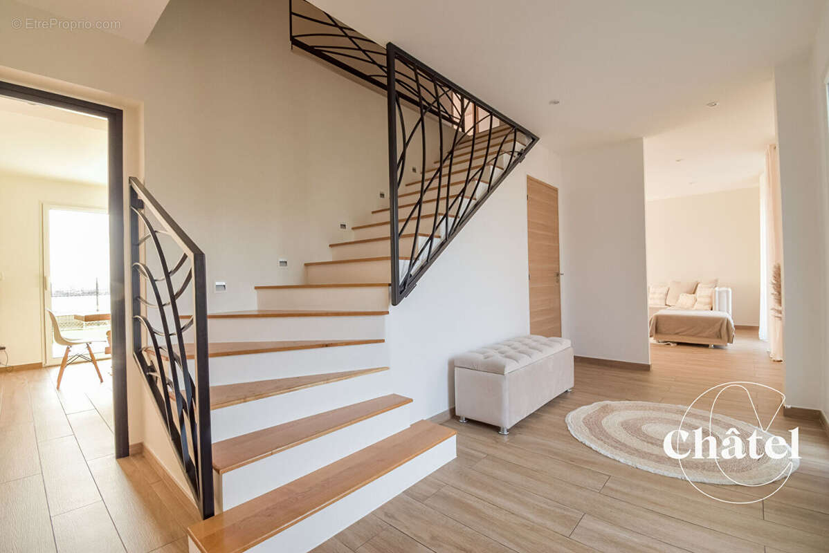 Maison à MONTATAIRE