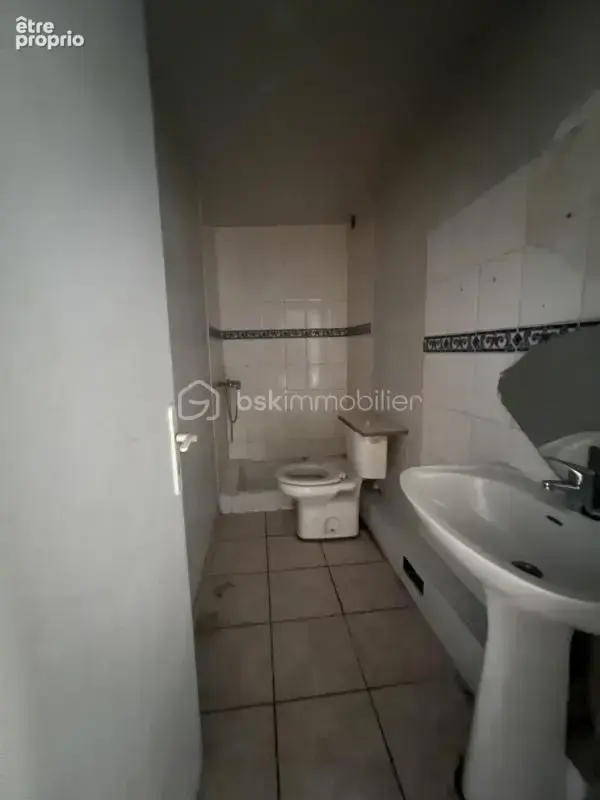 Maison de ville à rénover - Idéal investisseur - photo 6