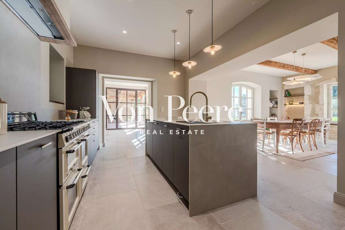 Maison à SAINT-REMY-DE-PROVENCE