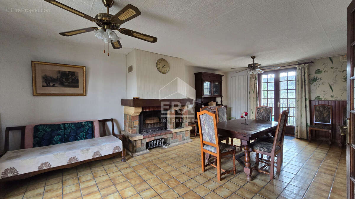 Maison à VIRY-CHATILLON