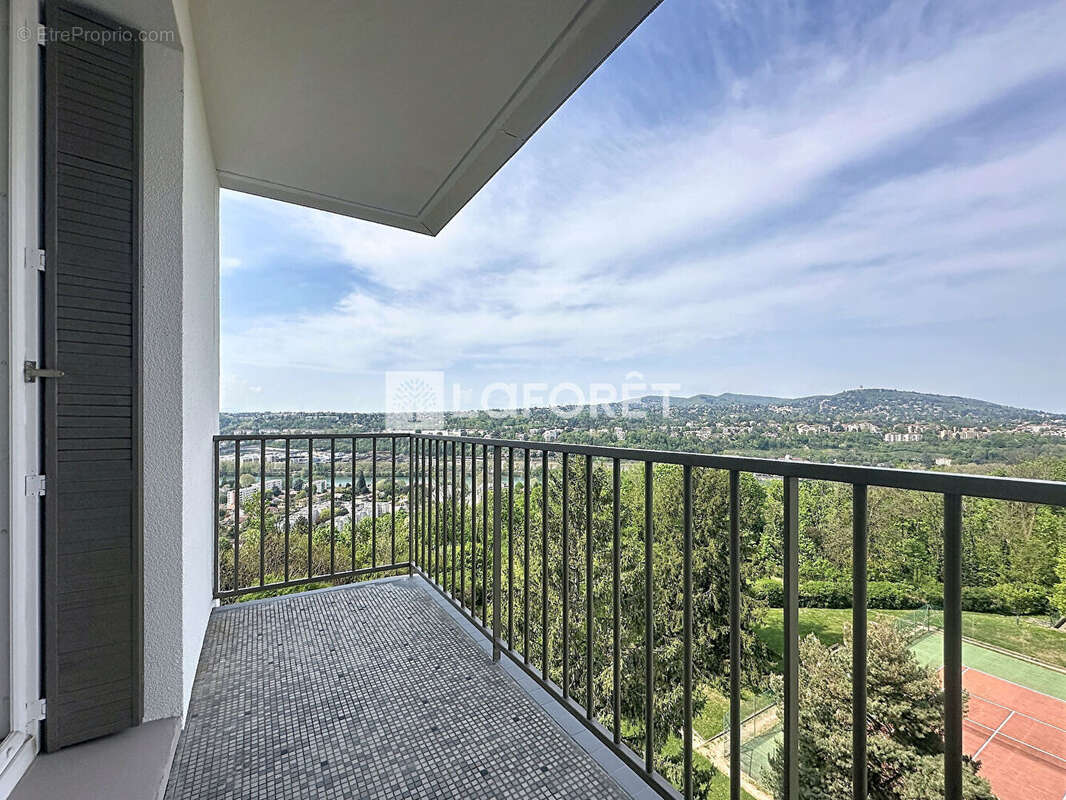 Appartement à CALUIRE-ET-CUIRE