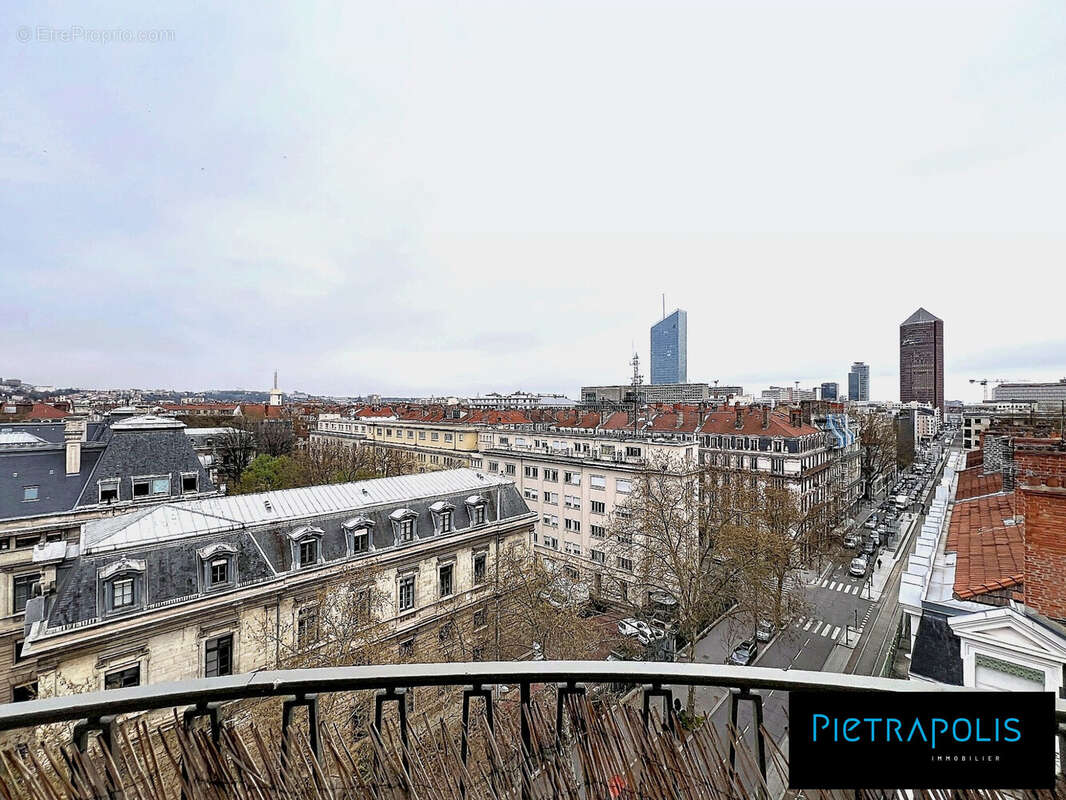 Appartement 70 m² à Lyon-3e  - photo 2