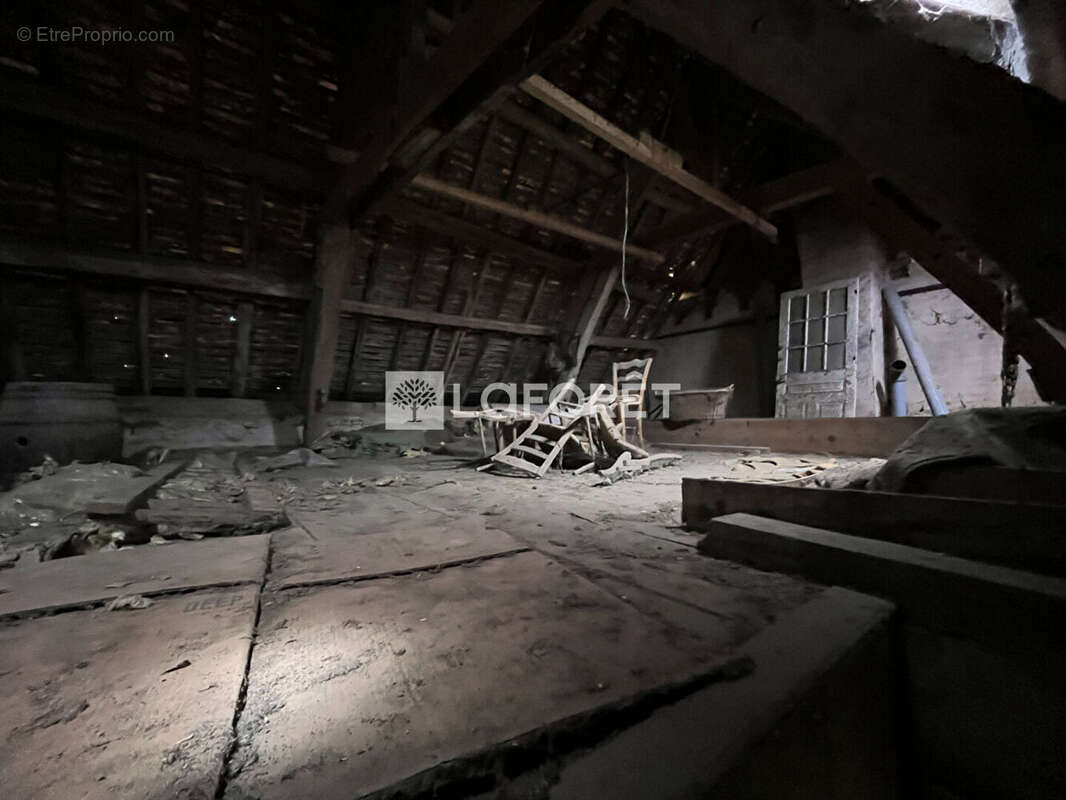 Maison à FRANGY-EN-BRESSE