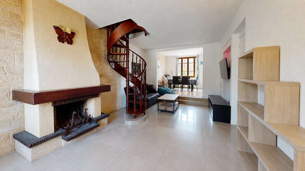 Maison à MONTFERMEIL