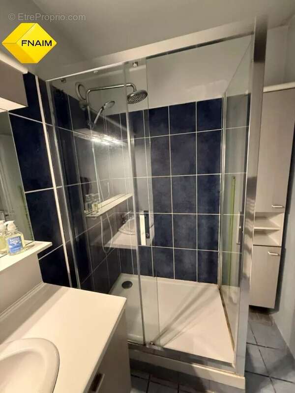 Appartement à SAULX-LES-CHARTREUX