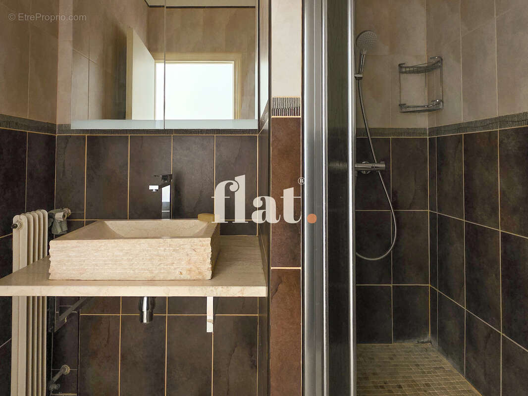 Appartement à SAINT-SEBASTIEN-SUR-LOIRE