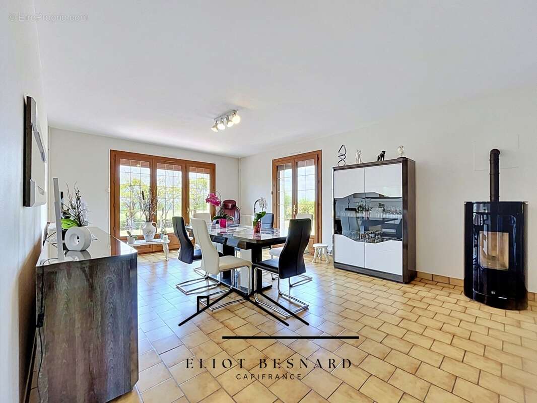 Maison à vendre 4 pièces PROCHE DE LISIEUX avec 1 hectare - photo 6