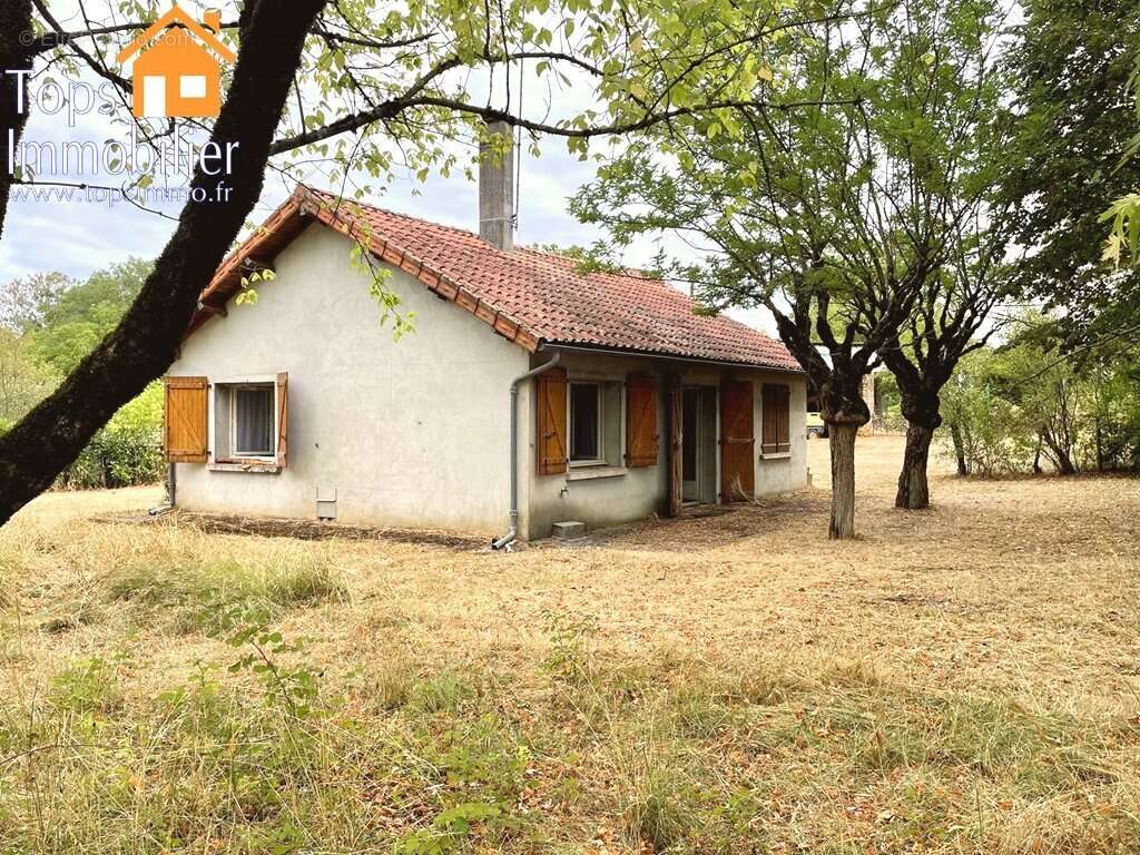 Maison T3 avec garage attenant, hangar et terrain de 4617m2 à la campagne - photo 13
