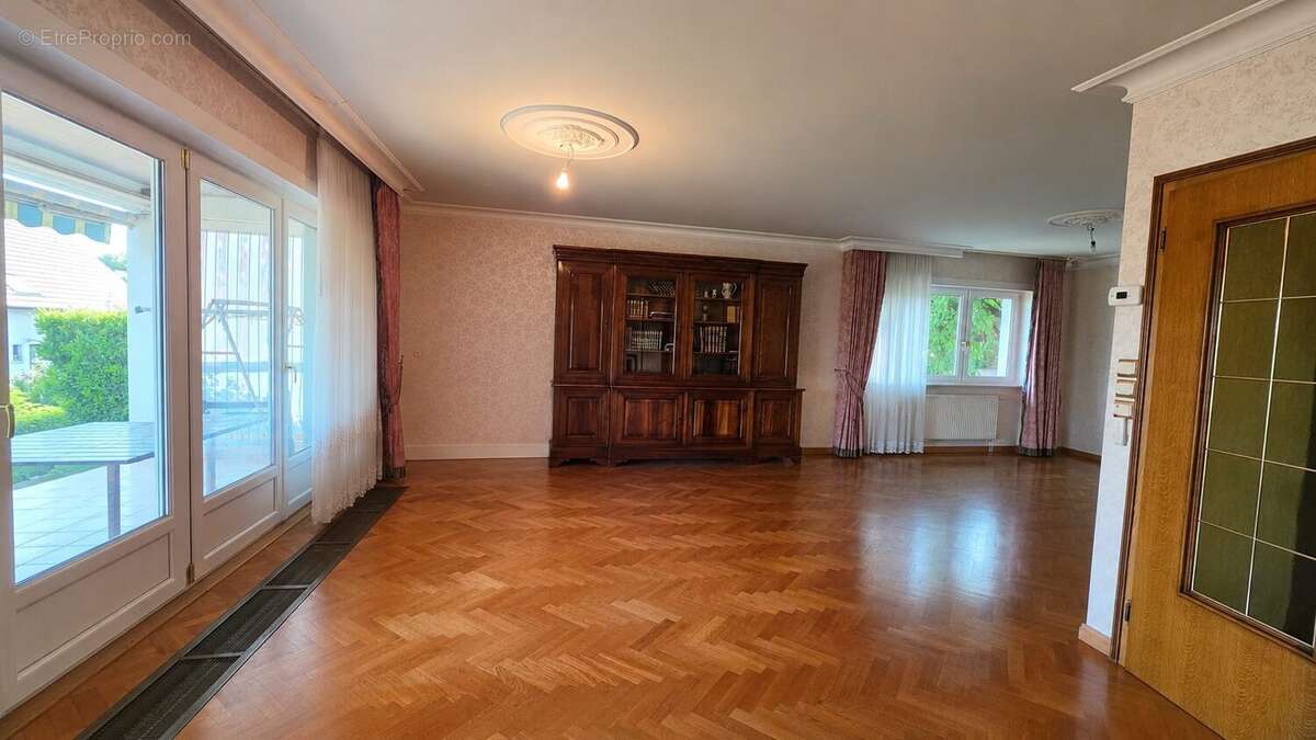 Maison 140 m² à Hesingue  - photo 6