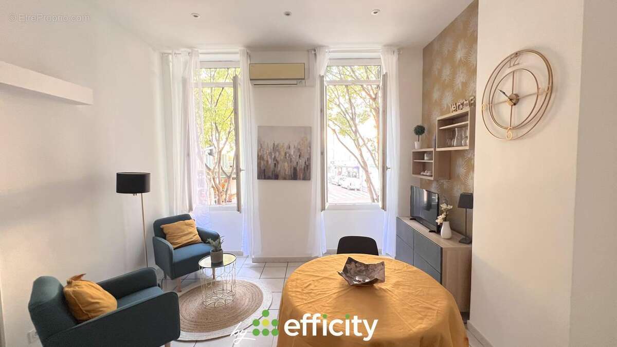 Appartement à MARSEILLE-6E