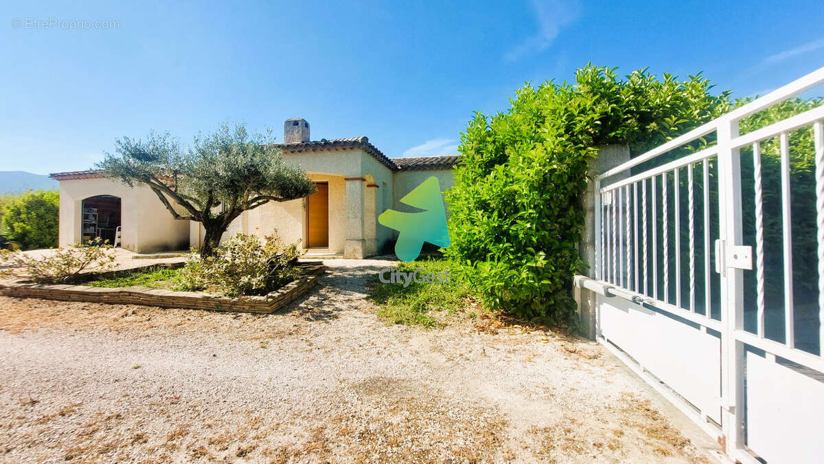 Maison à VINCA