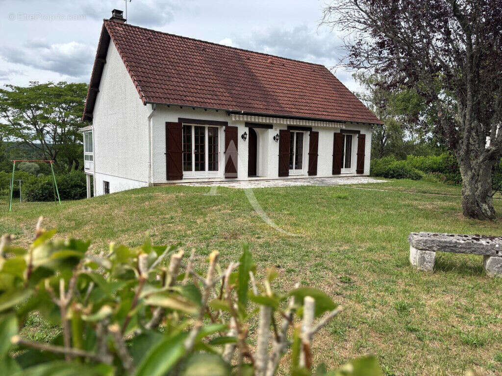 Maison à SAINT-MARTIN-D'HEUILLE