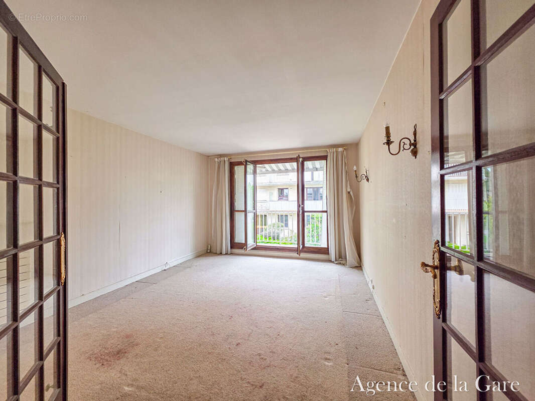 Appartement à MAISONS-LAFFITTE