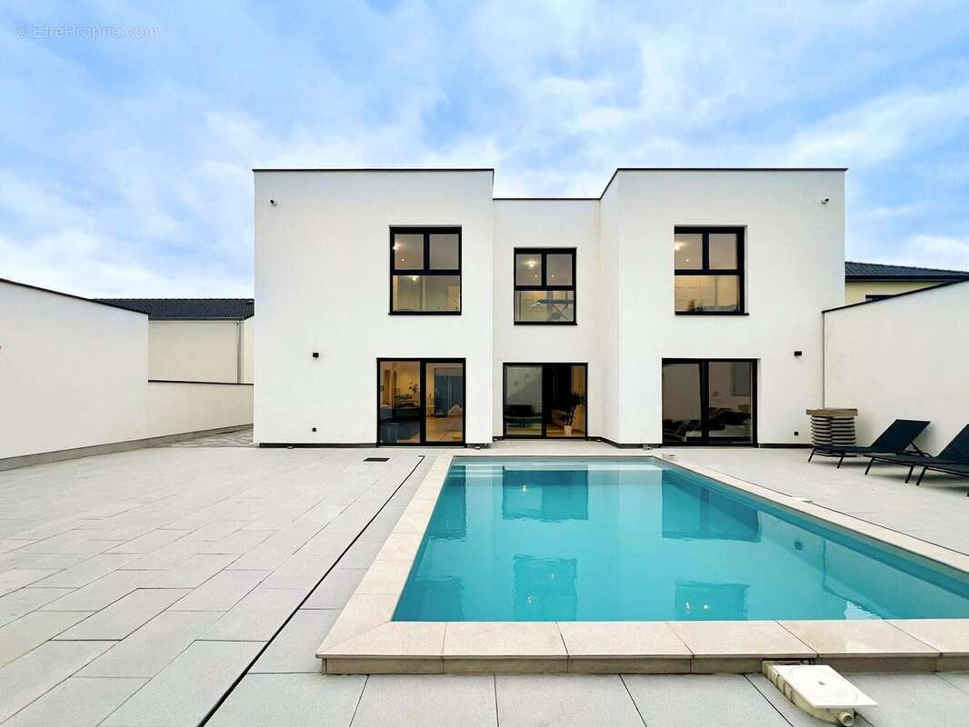 Maison à MONTOY-FLANVILLE