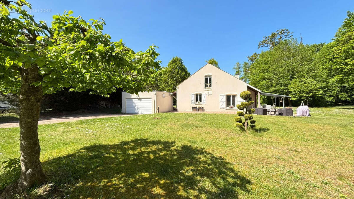 Maison à VIARMES