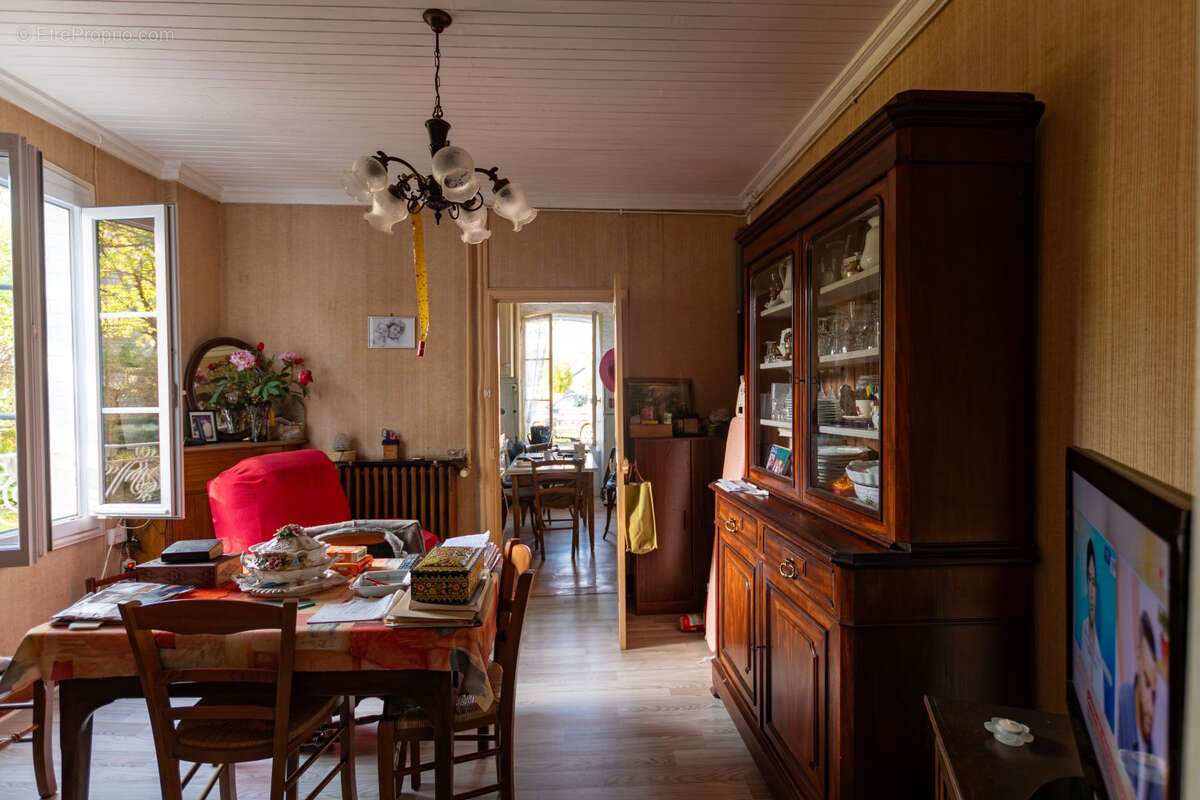 Maison à SAINT-BONNET-DE-SALERS