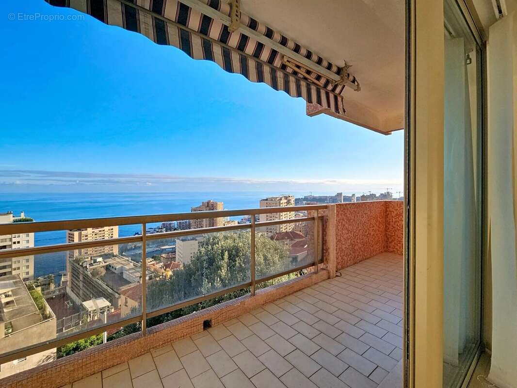 Appartement à BEAUSOLEIL