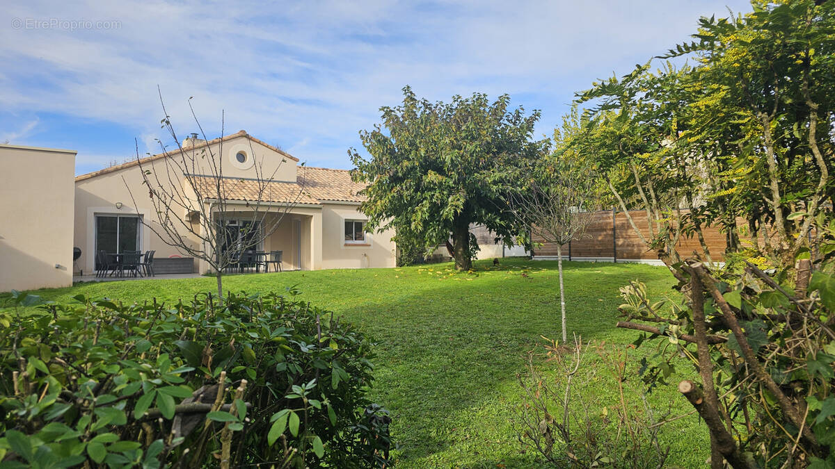 Maison à LE CELLIER