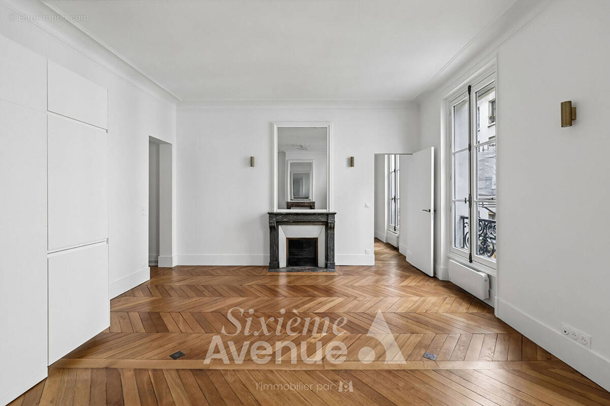 Appartement à PARIS-4E